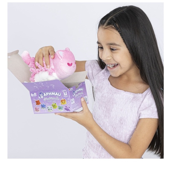 💜 Aphmau Meeows 4 Pack
Mystery Plush - Series 4 - Styles
Vary NWT‼️OFFERS - Picture 3 of 16